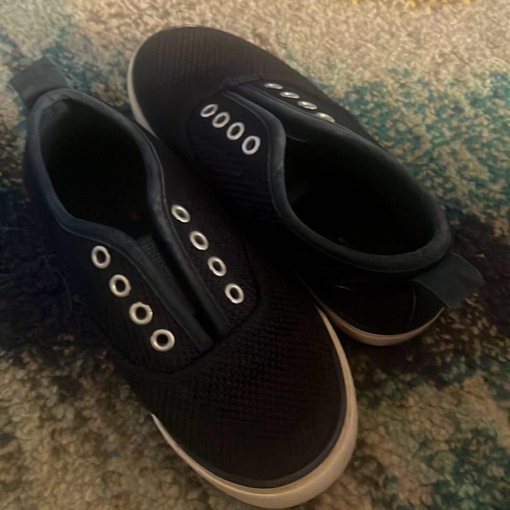 Slip on navy sneakers